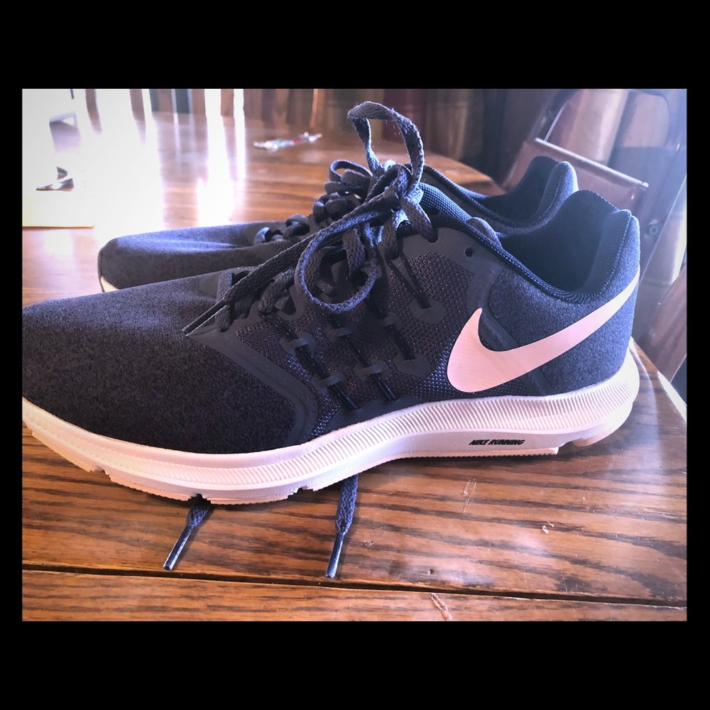 Nike RUN SWIFT 909006-501